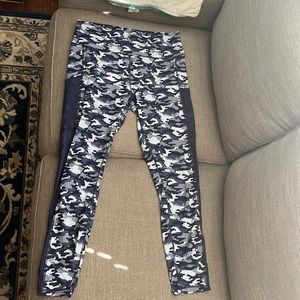 Fabletics High Waisted Leggings - Blue Camo